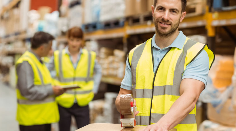 7 Features to consider while evaluating a warehouse management system